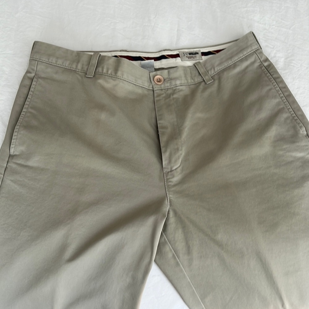 Mens khaki twill slacks. Waist 34; Inseam 31.5.  Excellent used condition.